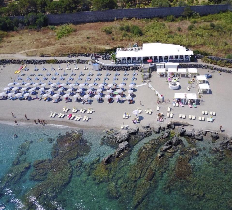 Naxos Glamour Apartment With Terrace, Parking And Etna View Giardini-Naxos Zewnętrze zdjęcie