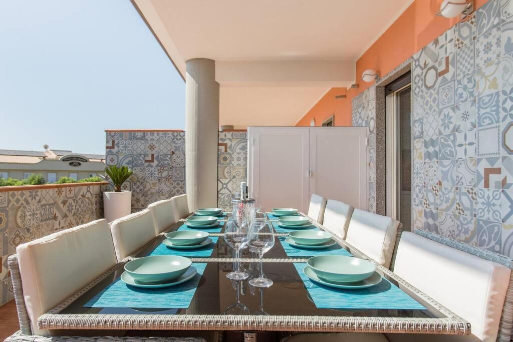 Naxos Glamour Apartment With Terrace, Parking And Etna View Giardini-Naxos Zewnętrze zdjęcie